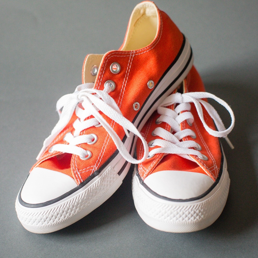 Converse Chuck Taylor All Stars (orange)